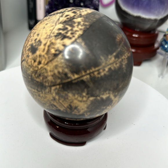 Picture Jasper Sphere - PJASPERSPH-001 78MM - Picture 5 of 8